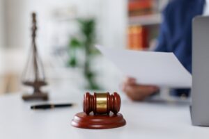 איתור נמענים למסירות משפטיות